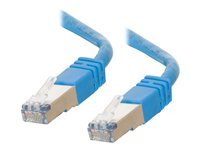 C2G Cat5e Booted Shielded (STP) Network Patch Cable - Patch-kabel - RJ-45 (hane) till RJ-45 (hane) - 30 m - STP - CAT 5e - formpressad - blå 83778