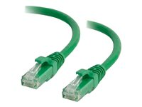 C2G Cat5e Booted Unshielded (UTP) Network Patch Cable - Patch-kabel - RJ-45 (hane) till RJ-45 (hane) - 50 cm - UTP - CAT 5e - formpressad, hakfri, tvinnad - grön 83200